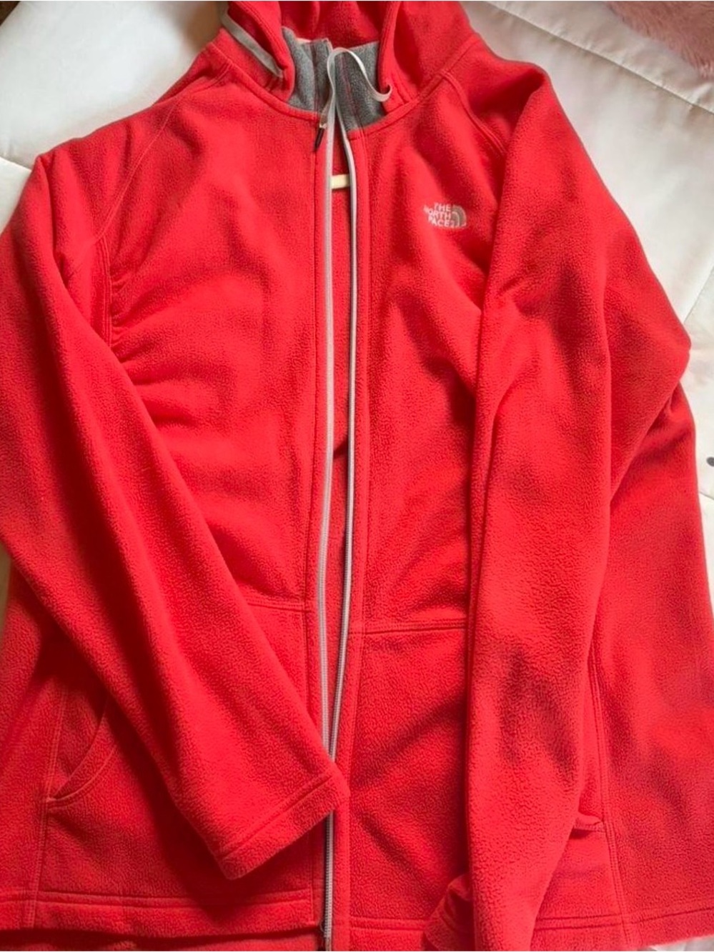 The North Face Women's Red Fleece.  Full Zip. Embroidered Logo XL.